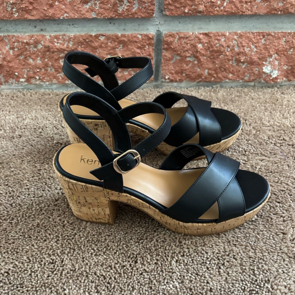 Kensie open toe platforms